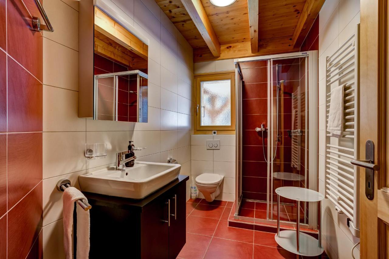 Chalet Flocon De Neige - Jacuzzi - Sauna La Tzoumaz Eksteriør billede